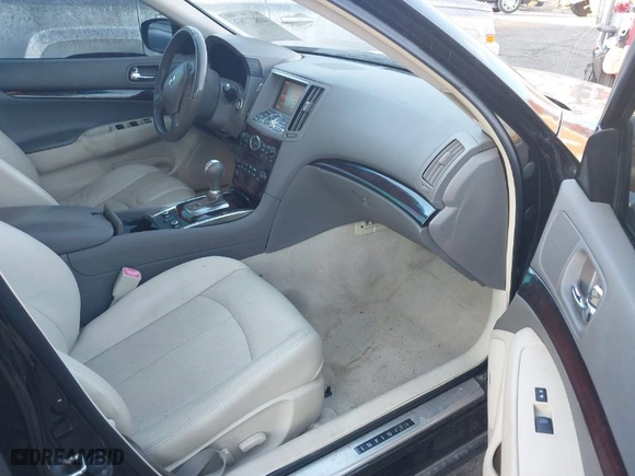 2013 Infiniti G37 Sedan x with VIN JN1CV6AR9DM760671, listed as a IAAI auction lot 40827763 with 86,894 mi miles. Bid and sale history available at carsss.com. Image 5.