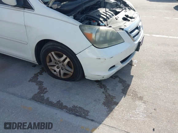2006 Honda Odyssey EX-L with VIN 5FNRL38726B038471, listed as a IAAI auction lot 42094020 with 171,250 mi miles. Bid and sale history available at carsss.com. Image 6.
