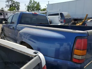 2003 Chevrolet Silverado 3500 LS with VIN 1GCJC33143F147750, listed as a Copart auction lot 62551314 with 359,660 mi miles and Salvage Title. Bid and sale history available at carsss.com. Image 2.
