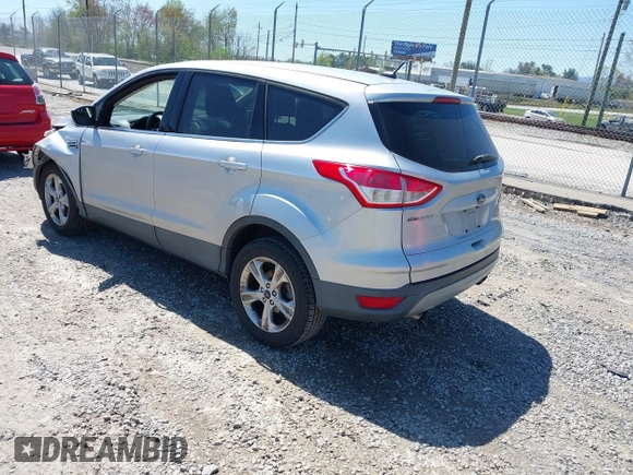 2016 Ford Escape SE with VIN 1FMCU0GX2GUC82788, listed as a IAAI auction lot 41977951 with 121,330 mi miles and . Bid and sale history available at carsss.com. Image 3.