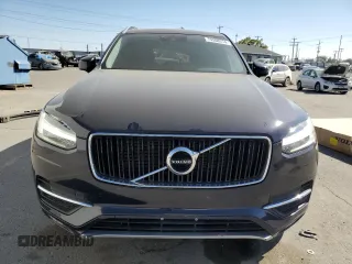 2019 Volvo XC90 Momentum with VIN YV4102PK8K1485926, listed as a Copart auction lot 74306274 with 67,045 mi miles and Salvage Title. Bid and sale history available at carsss.com. Image 5.