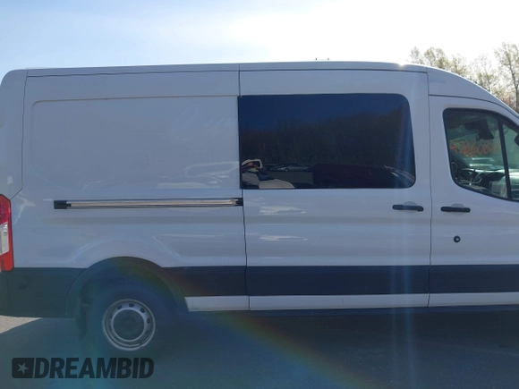 2019 Ford Transit with VIN 1FTYR2CM1KKA03886, listed as a IAAI auction lot 42060822 with 140,305 mi miles. Bid and sale history available at carsss.com. Image 14.