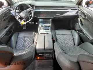 2020 Audi S8 z VIN WAU8SAF82LN003857, wystawiony jako Copart lot #56081794 z przebiegiem 11 298 mil mil oraz Szkody całkowita. Historia ofert i sprzedaży dostępna na DreamBid. Obrazek 8.