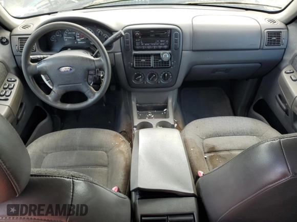 2002 Ford Explorer XLS z VIN 1FMZU62K72ZC72438, wystawiony jako Copart lot #54696755 z przebiegiem 307 775 mil mil oraz Czysty tytuł • Clean title. Historia ofert i sprzedaży dostępna na DreamBid. Obrazek 8.