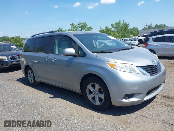 2011 Toyota Sienna LE AAS with VIN 5TDKK3DC2BS096965, listed as a IAAI auction lot 42583783 with 288,489 mi miles and . Bid and sale history available at DreamBid. Image 1.