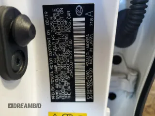 2019 Lexus UX 200 z VIN JTHY3JBH1K2014188, wystawiony jako Copart lot #57559425 z przebiegiem 72 669 mil mil oraz Szkody całkowita. Historia ofert i sprzedaży dostępna na DreamBid. Obrazek 13.