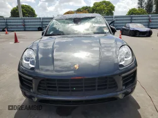 2017 Porsche Macan with VIN WP1AA2A55HLB09277, listed as a Copart auction lot 61138345 with 62,461 mi miles and Salvage title. Bid and sale history available at DreamBid. Image 5.