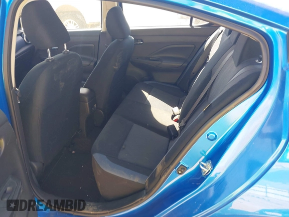 2023 Nissan Versa SV z VIN 3N1CN8EV9PL872078, wystawiony jako IAAI lot #41691866 z przebiegiem 8 083 mil mil oraz . Historia ofert i sprzedaży dostępna na DreamBid. Obrazek 8.