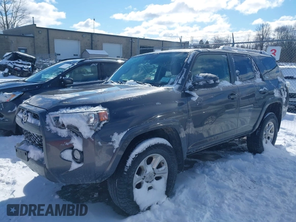 2018 Toyota 4Runner SR5 with VIN JTEBU5JR6J5536801, listed as a IAAI auction lot 41674894 with 136,859 mi miles and . Bid and sale history available at DreamBid. Image 18.