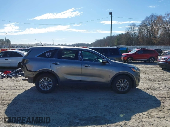 2016 Kia Sorento LX with VIN 5XYPG4A32GG115679, listed as a IAAI auction lot 41634575 with 135,236 mi miles. Bid and sale history available at carsss.com. Image 14.