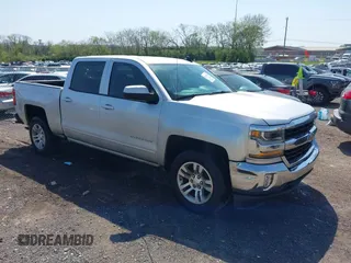 2017 Chevrolet Silverado 1500 LT with VIN 3GCPCREH2HG434873, listed as a IAAI auction lot 42039249 with 180,586 mi miles. Bid and sale history available at carsss.com. Image 1.
