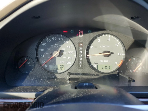 2001 Subaru Legacy Outback VDC with VIN 4S3BH896517651821, listed as a Copart auction lot 79705664 with 203,619 mi miles and Salvage title. Bid and sale history available at DreamBid. Image 9.