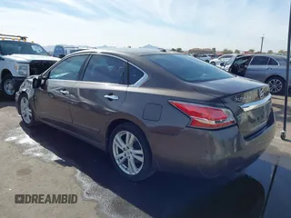 2014 Nissan Altima SL with VIN 1N4BL3AP9EC284477, listed as a IAAI auction lot 41403427 with 100,437 mi miles and . Bid and sale history available at DreamBid. Image 3.
