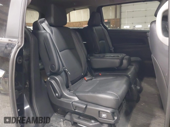 2024 Honda Odyssey Touring z VIN 5FNRL6H80RB044915, wystawiony jako IAAI lot #41921539 z przebiegiem 13 425 mil mil oraz . Historia ofert i sprzedaży dostępna na DreamBid. Obrazek 8.