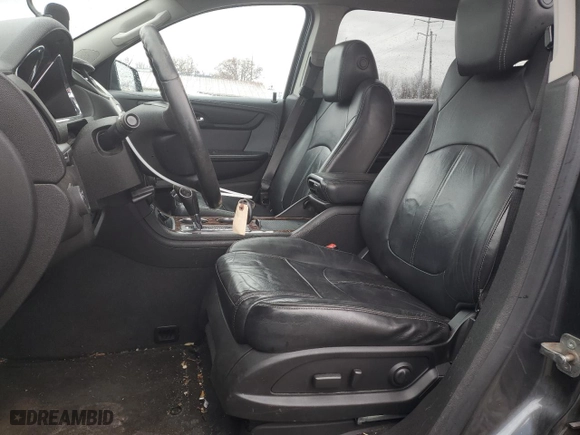 2013 Chevrolet Traverse LT with VIN 1GNKVJKDXDJ131511, listed as a Copart auction lot 48028365 with 229,509 mi miles and Salvage Title. Bid and sale history available at carsss.com. Image 7.