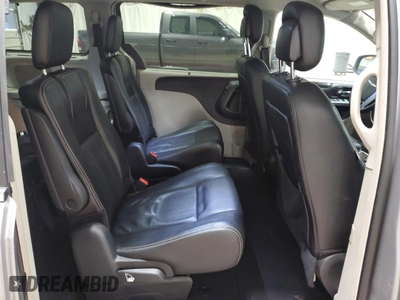 2015 Chrysler Town & Country Touring L z VIN 2C4RC1CG8FR601491, wystawiony jako Copart lot #57968225 z przebiegiem 86 385 mil mil oraz Szkoda całkowita • Salvage title. Historia ofert i sprzedaży dostępna na DreamBid. Obrazek 11.