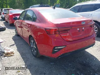 2021 Kia Forte LXS z VIN 3KPF24AD6ME303472, wystawiony jako IAAI lot #42069597 z przebiegiem 46 536 mil mil oraz . Historia ofert i sprzedaży dostępna na DreamBid. Obrazek 3.