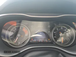 2022 Jeep Cherokee Latitude Lux z VIN 1C4PJMMN2ND532083, wystawiony jako Copart lot #59398865 z przebiegiem 23 604 mil mil oraz Szkoda całkowita • Salvage title. Historia ofert i sprzedaży dostępna na DreamBid. Obrazek 9.