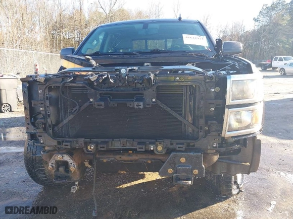 2015 Chevrolet Silverado 1500 LT with VIN 3GCUKREC4FG321983, listed as a IAAI auction lot 41642912 with NaN miles. Bid and sale history available at carsss.com. Image 13.