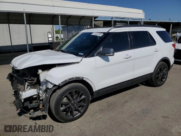 2019 Ford Explorer XLT z VIN 1FM5K7D80KGA73464, wystawiony jako Copart lot #57432355 z przebiegiem 54 822 mil mil oraz Szkoda całkowita • Salvage title. Historia ofert i sprzedaży dostępna na DreamBid. Obrazek 1.