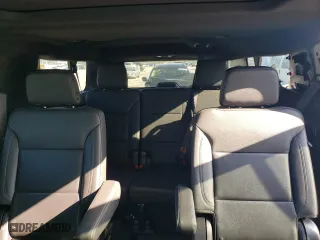 2022 Chevrolet Suburban Z71 with VIN 1GNSKDKD6NR344436, listed as a Copart auction lot 86920644 with 28,430 mi miles and Salvage Title. Bid and sale history available at carsss.com. Image 10.