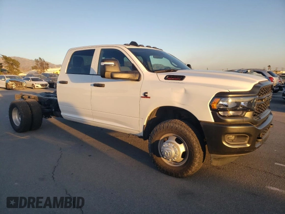 2024 Ram 3500 Tradesman with VIN 3C7WRSCL5RG133172, listed as a Copart auction lot 87965315 with 62,909 mi miles and Salvage Title. Bid and sale history available at carsss.com. Image 4.