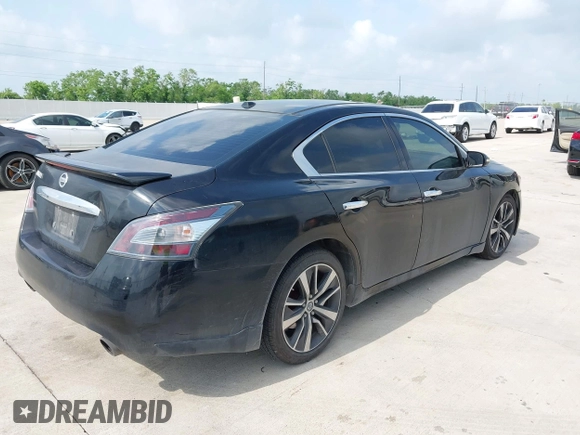 2012 Nissan Maxima SV with VIN 1N4AA5APXCC842993, listed as a IAAI auction lot 42113513 with 283,404 mi miles and . Bid and sale history available at DreamBid. Image 4.
