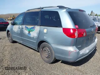 2007 Toyota Sienna CE with VIN 5TDZK23C07S061827, listed as a IAAI auction lot 41978287 with 131,040 mi miles. Bid and sale history available at carsss.com. Image 3.