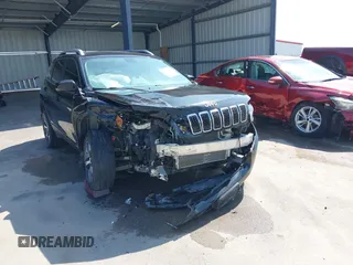 2019 Jeep Cherokee Limited с VIN 1C4PJMDXXKD135511, выставлен на аукционе IAAI как лот 42532399 с пробегом 94 317 миль миль и . История ставок и продаж доступна на DreamBid. Изображение 6.