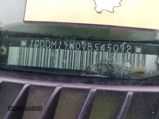 1997 GMC Safari z VIN 1GDDM19W0VB545092, wystawiony jako IAAI lot #41572568 z przebiegiem Nie podano mil oraz . Historia ofert i sprzedaży dostępna na DreamBid. Obrazek 9.