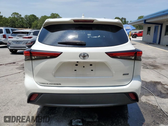 2020 Toyota Highlander L with VIN 5TDCZRAH2LS029755, listed as a Copart auction lot 57993075 with 68,511 mi miles and Non repairable. Bid and sale history available at DreamBid. Image 6.