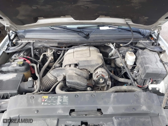 2013 Chevrolet Avalanche LTZ with VIN 3GNTKGE73DG306592, listed as a IAAI auction lot 41695072 with 243,700 mi miles. Bid and sale history available at carsss.com. Image 10.