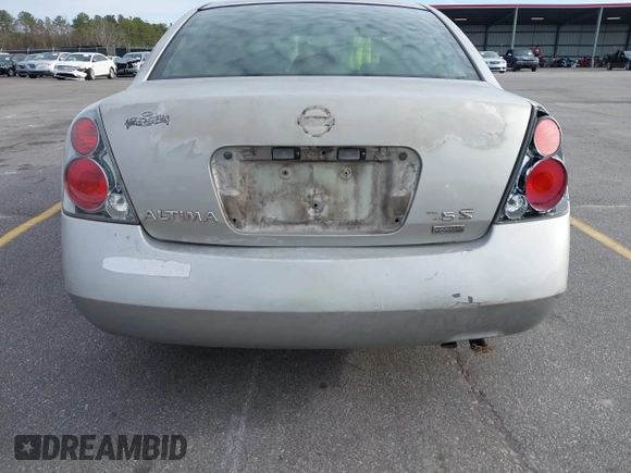 2006 Nissan Altima 2.5 S with VIN 1N4AL11D36C217672, listed as a IAAI auction lot 41749484 with 185,010 mi miles. Bid and sale history available at carsss.com. Image 13.