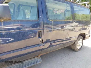 2007 Ford Econoline Passenger XL z VIN 1FMNE11W57DB28135, wystawiony jako IAAI lot #42576901 z przebiegiem 143 458 mil mil oraz . Historia ofert i sprzedaży dostępna na DreamBid. Obrazek 6.