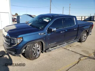 2023 GMC Sierra 1500 SLT z VIN 3GTUUDE85PG252926, wystawiony jako Copart lot #45479115 z przebiegiem 38 811 mil mil oraz Szkoda całkowita • Salvage title. Historia ofert i sprzedaży dostępna na DreamBid. Obrazek 1.