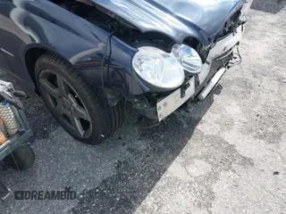 2006 Mercedes-Benz CLK 500 z VIN WDBTK75G66T071327, wystawiony jako IAAI lot #42248652 z przebiegiem 139 038 mil mil oraz . Historia ofert i sprzedaży dostępna na DreamBid. Obrazek 6.