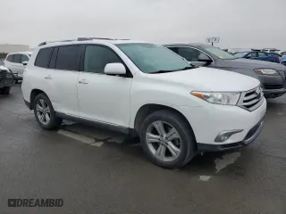 2013 Toyota Highlander Limited with VIN 5TDYK3EH9DS116930, listed as a Copart auction lot 86736584 with 204,351 mi miles and Salvage Title. Bid and sale history available at carsss.com. Image 4.