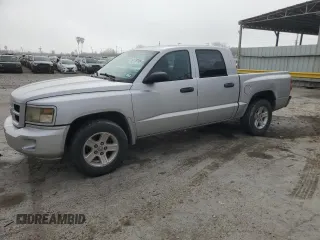 2011 Ram Dakota Bighorn/Lonestar with VIN 1D7RE3GK7BS653553, listed as a Copart auction lot 41739195 with 263,256 mi miles and Salvage Title. Bid and sale history available at carsss.com. Image 1.