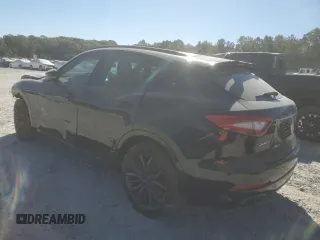 2018 Maserati Levante S GranSport z VIN ZN661YUS6JX297381, wystawiony jako Copart lot #75981804 z przebiegiem Nie podano mil oraz Szkoda całkowita • Salvage title. Historia ofert i sprzedaży dostępna na DreamBid. Obrazek 2.