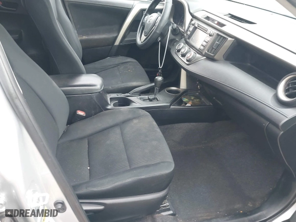 2015 Toyota RAV4 LE with VIN 2T3BFREV0FW407207, listed as a IAAI auction lot 42013048 with 212,301 mi miles. Bid and sale history available at carsss.com. Image 5.