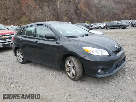 2012 Toyota Matrix S z VIN 2T1LE4EE8CC020744, wystawiony jako Copart lot #81107804 z przebiegiem 102 998 mil mil oraz Szkoda całkowita • Salvage title. Historia ofert i sprzedaży dostępna na DreamBid. Obrazek 4.