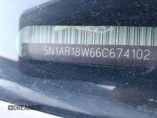 2006 Nissan Pathfinder SE z VIN 5N1AR18W66C674102, wystawiony jako IAAI lot #41984100 z przebiegiem 274 803 mil mil oraz . Historia ofert i sprzedaży dostępna na DreamBid. Obrazek 9.