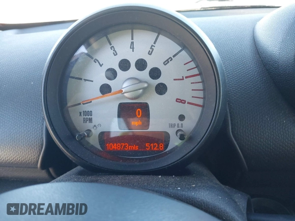 2014 MINI Countryman S with VIN WMWZC3C5XEWP52054, listed as a IAAI auction lot 41452354 with 104,873 mi miles and . Bid and sale history available at DreamBid. Image 7.