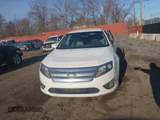 2010 Ford Fusion SE with VIN 3FAHP0HA0AR281297, listed as a IAAI auction lot 41868346 with 177,292 mi miles. Bid and sale history available at carsss.com. Image 12.