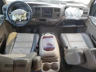 2004 Ford Excursion Eddie Bauer z VIN 1FMSU45P54EC84353, wystawiony jako Copart lot #41508425 z przebiegiem 290 224 mil mil oraz Szkoda całkowita • Salvage title. Historia ofert i sprzedaży dostępna na DreamBid. Obrazek 8.