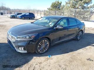 2017 Kia Cadenza Premium with VIN KNALC4J13H5078576, listed as a IAAI auction lot 41541368 with 94,664 mi miles. Bid and sale history available at carsss.com. Image 20.
