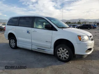 2018 Dodge Grand Caravan SE with VIN 2C7WDGBG9JR243222, listed as a Copart auction lot 49268675 with 240,456 mi miles and Clean Title. Bid and sale history available at DreamBid. Image 4.
