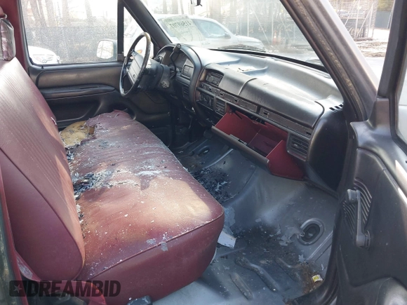 1995 Ford F-150 with VIN 1FTDF15YXSNA29547, listed as a IAAI auction lot 41569707 with 185,000 mi miles. Bid and sale history available at carsss.com. Image 5.