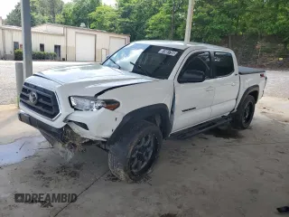 2023 Toyota Tacoma SR5 z VIN 3TMAZ5CN2PM202747, wystawiony jako Copart lot #51661755 z przebiegiem 79 216 mil mil oraz Tytuł czysty. Historia ofert i sprzedaży dostępna na DreamBid. Obrazek 1.