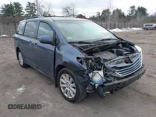 2017 Toyota Sienna LE with VIN 5TDJZ3DC8HS160748, listed as a IAAI auction lot 41327151 with 342,006 mi miles. Bid and sale history available at carsss.com. Image 14.